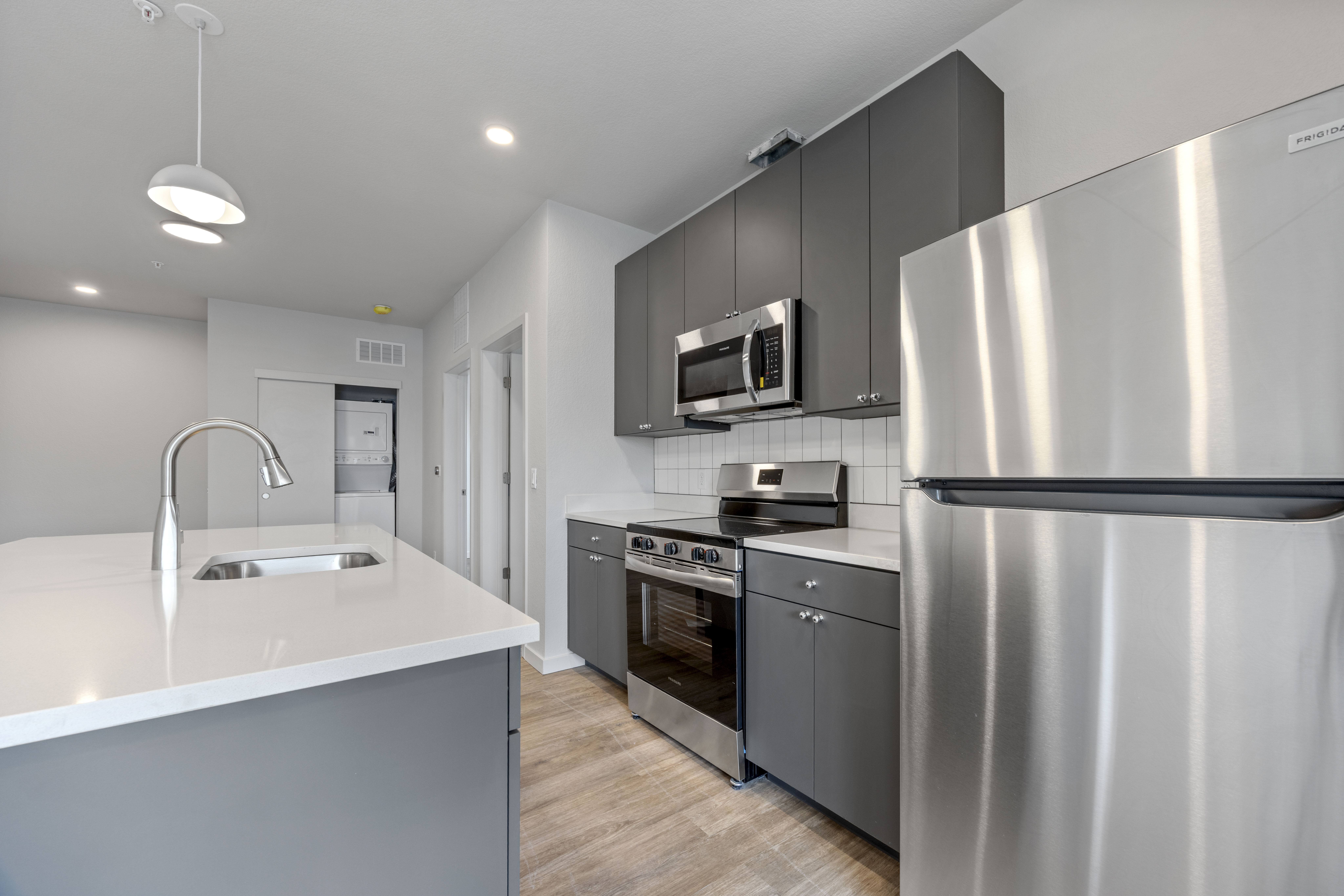 Zellis | Apartment Management